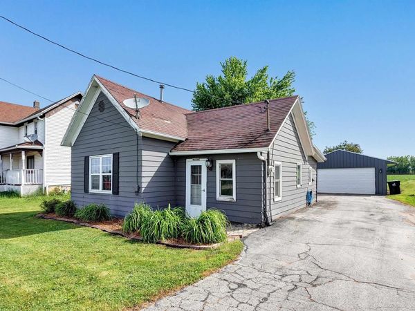 W1570 COUNTY ROAD C, Pulaski, WI 54162