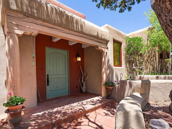 1026 Stagecoach Road , Santa Fe, NM 87501