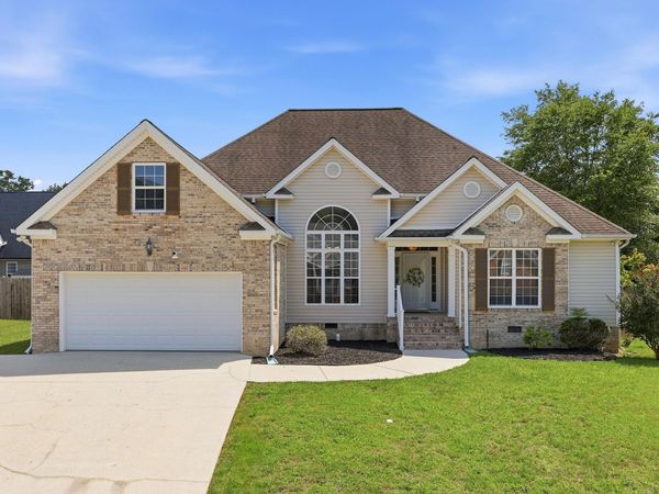 8058 Squirrel Wood Court, Ooltewah, TN 37363
