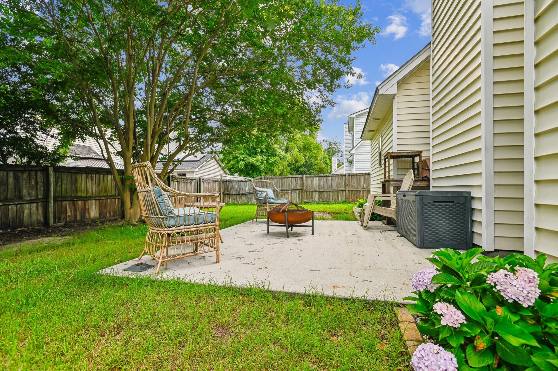217 Equinox Circle Photo 36