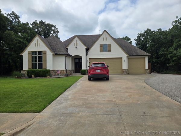 1241 Southcliff Drive, Bartlesville, OK 74003