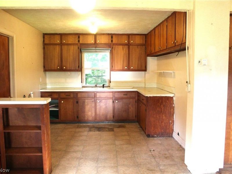 323 Fox Drive, Ashtabula, OH 44004 Photo 11