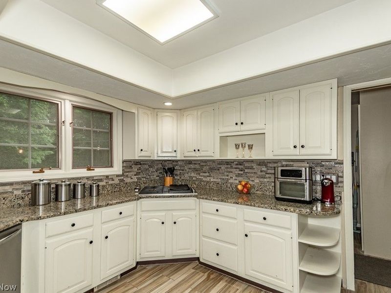33245 Cannon Road, Solon, OH 44139 Photo 14