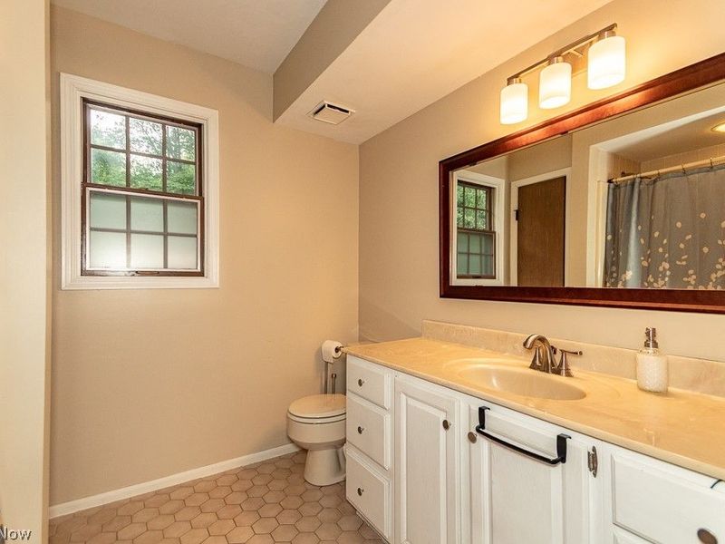 33245 Cannon Road, Solon, OH 44139 Photo 35