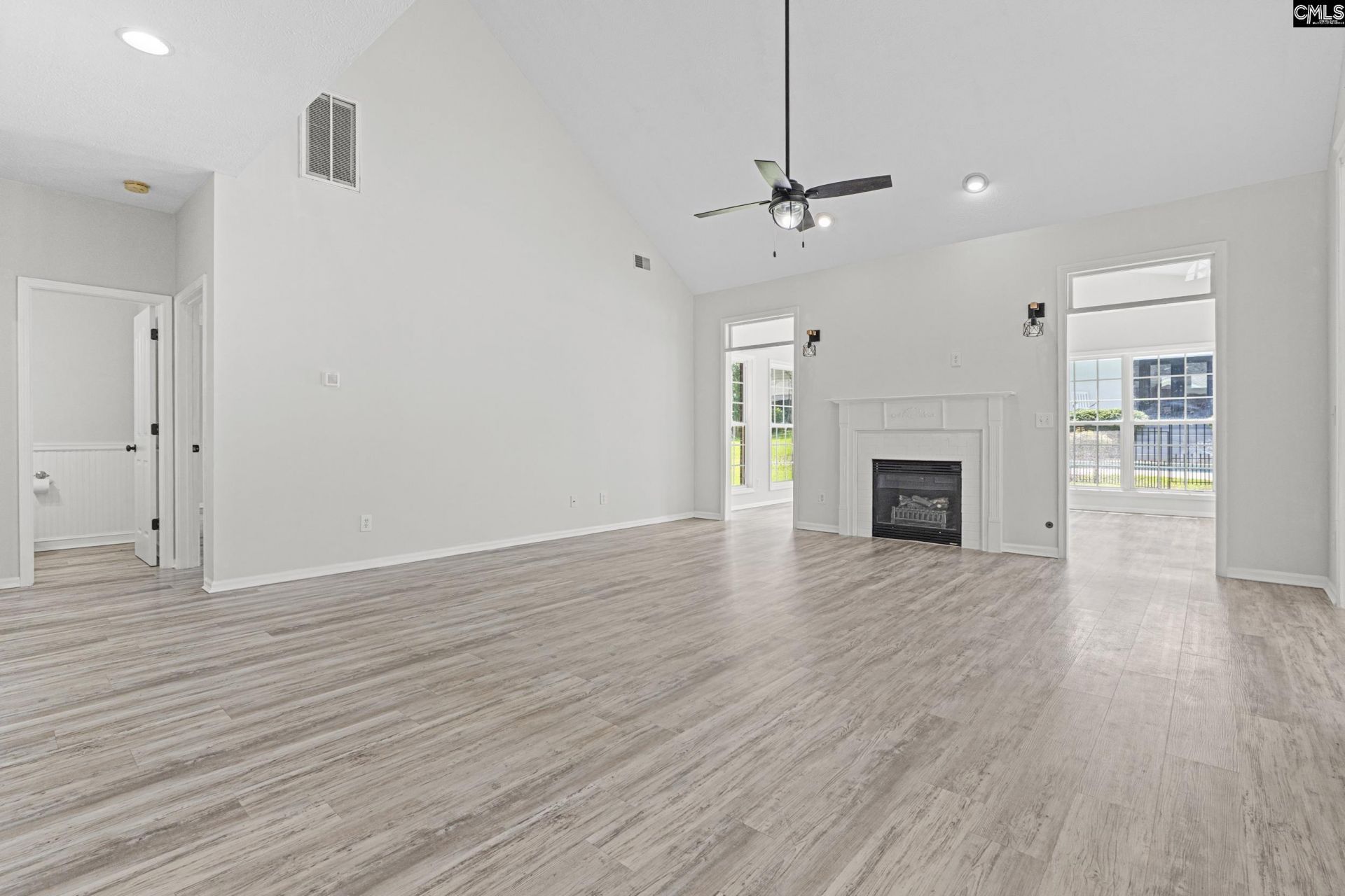 229 Churchview Loop  Photo 10