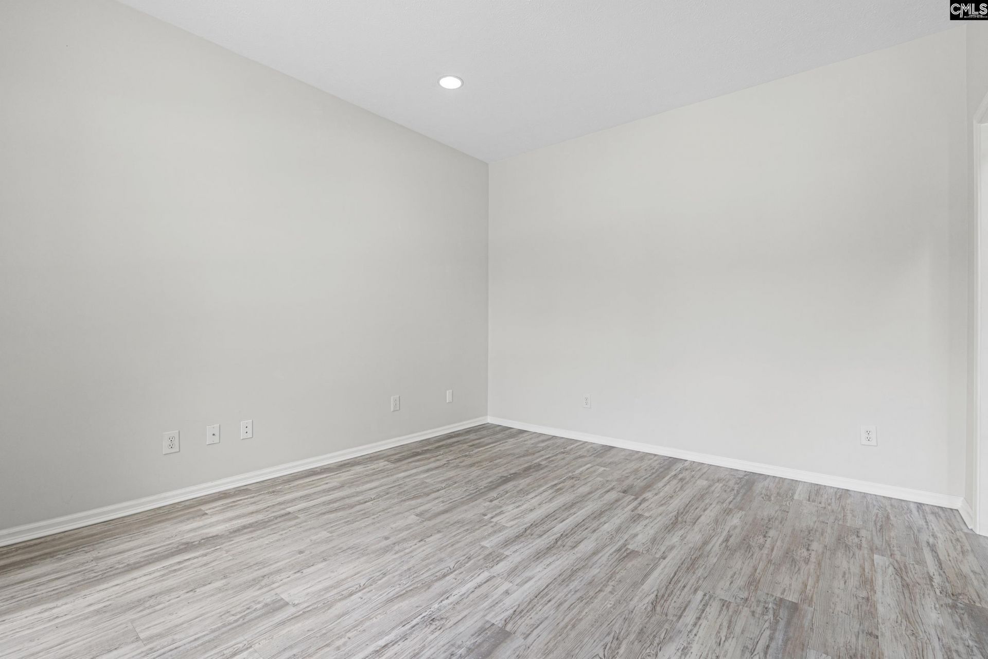 229 Churchview Loop  Photo 8
