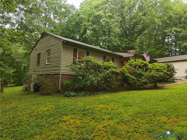 2855 Gaynel Drive , Powhatan, VA 23139
