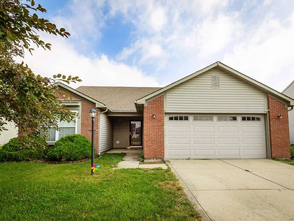 1782 Cold Spring Drive, Brownsburg, IN 46112