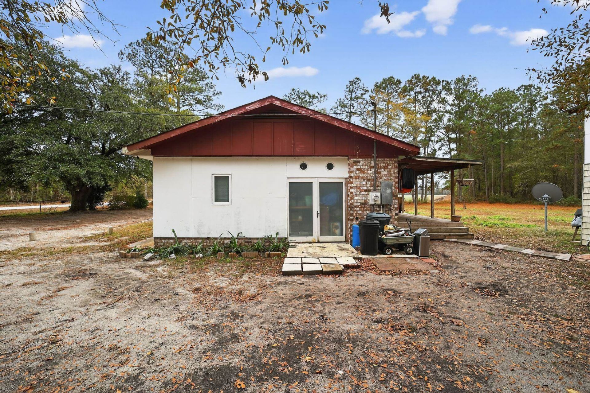 8345 Highway 917  Photo 6
