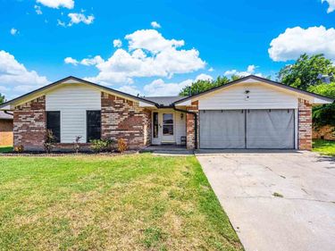 7814 NW MORROCCO, LAWTON, OK 73505