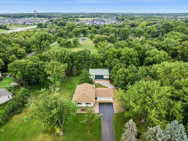 7160 Creekwood Lane, Prior Lake, MN 55372