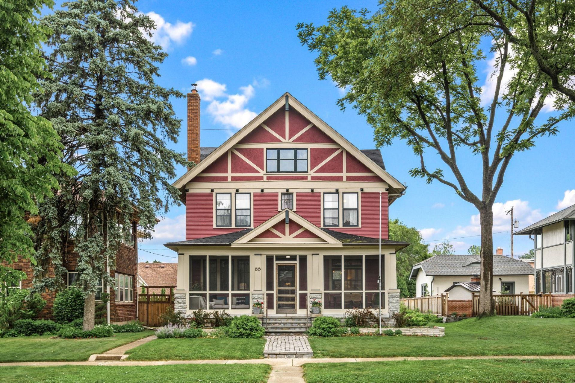 1535 Lincoln Avenue , Saint Paul, MN 55105