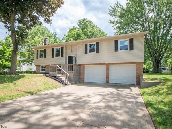 1108 Maple Street , Tallmadge, OH 44278