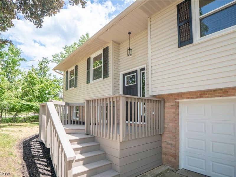 1108 Maple Street, Tallmadge, OH 44278 Photo 3