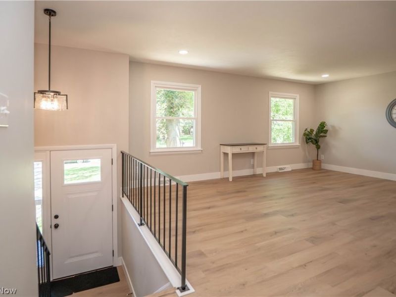 1108 Maple Street, Tallmadge, OH 44278 Photo 6