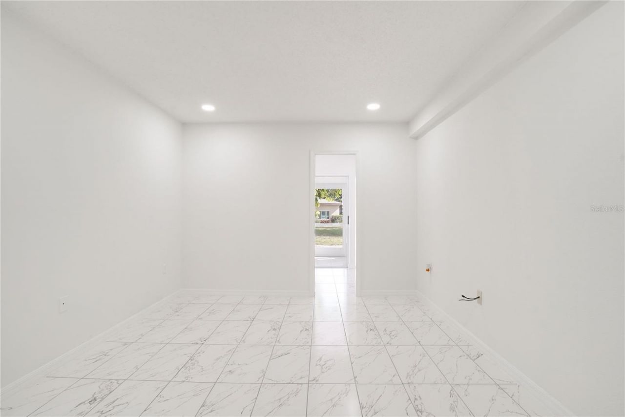 4013 Lake Bayshore Dr , Unit 107, Bradenton, FL 34205 Photo