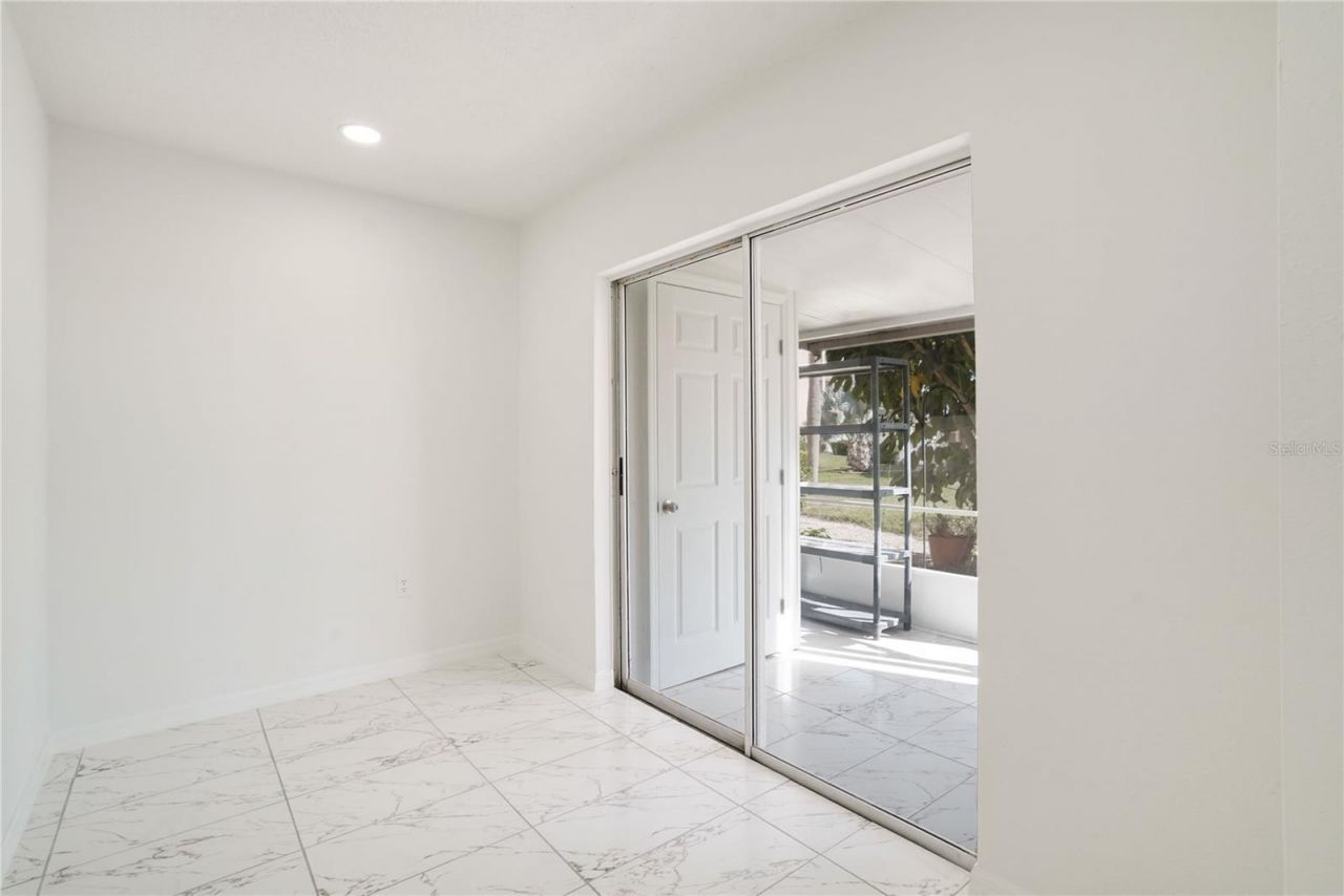 4013 Lake Bayshore Dr , Unit 107, Bradenton, FL 34205 Photo