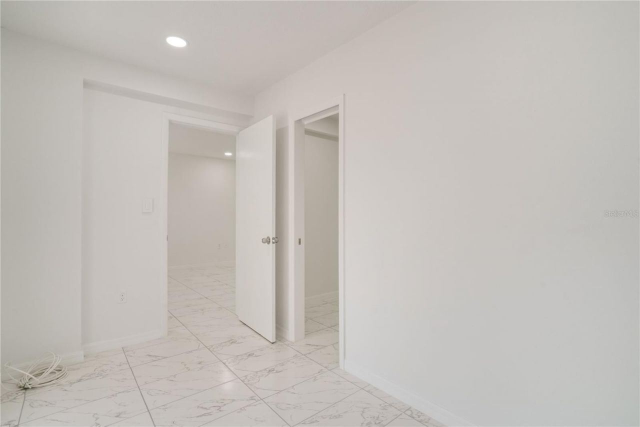 4013 Lake Bayshore Dr , Unit 107, Bradenton, FL 34205 Photo