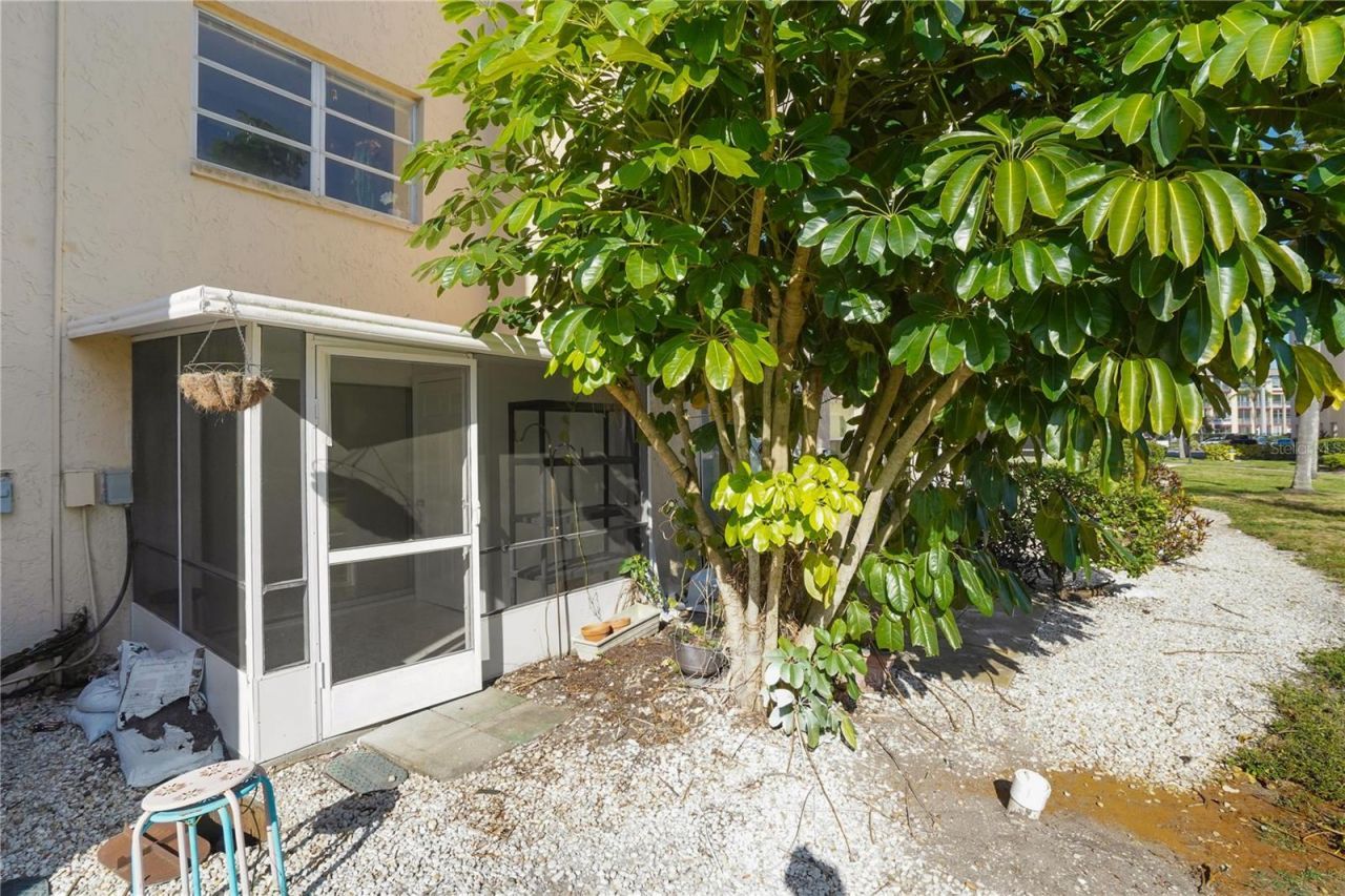 4013 Lake Bayshore Dr , Unit 107, Bradenton, FL 34205 Photo