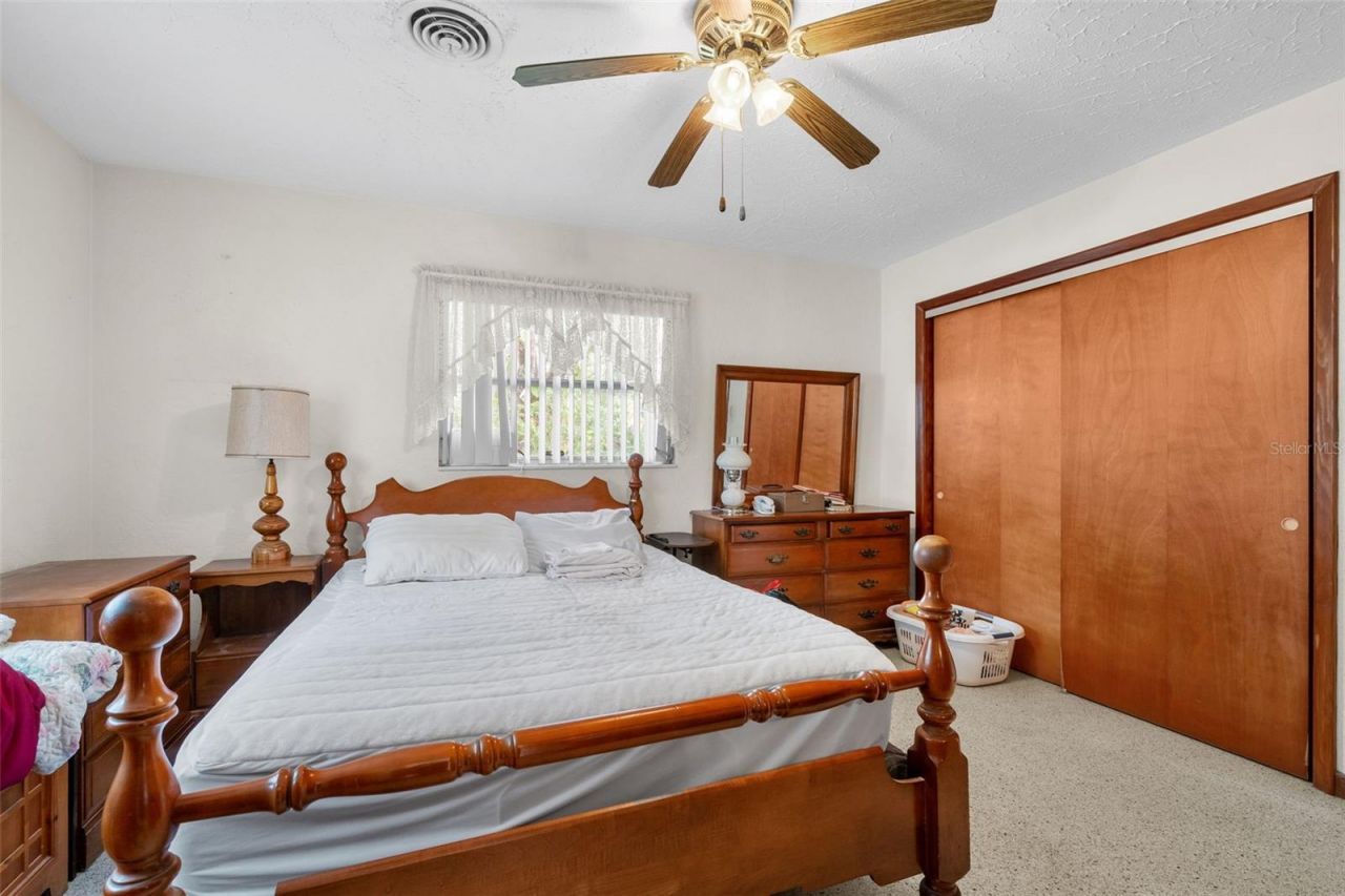 6608 24th Avenue E, Bradenton, FL 34208 Photo