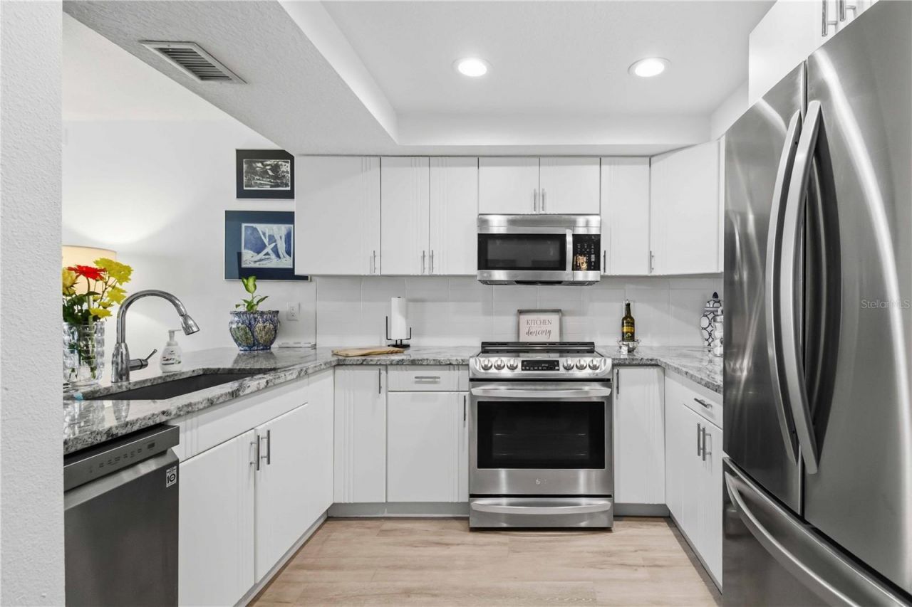 3804 Gulf Of Mexico Drive , Unit B204, Longboat Key, FL 34228 Photo