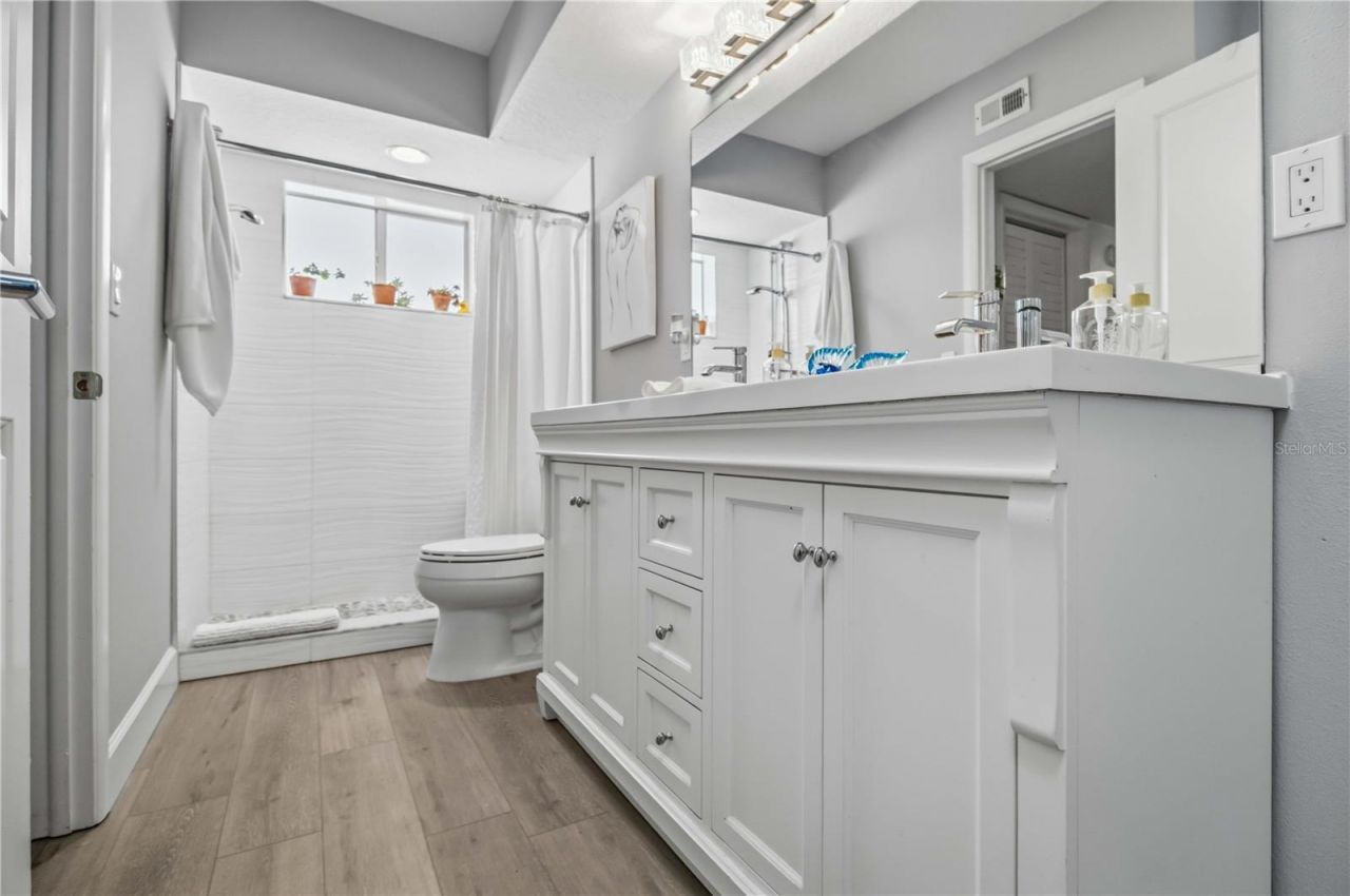 3804 Gulf Of Mexico Drive , Unit B204, Longboat Key, FL 34228 Photo