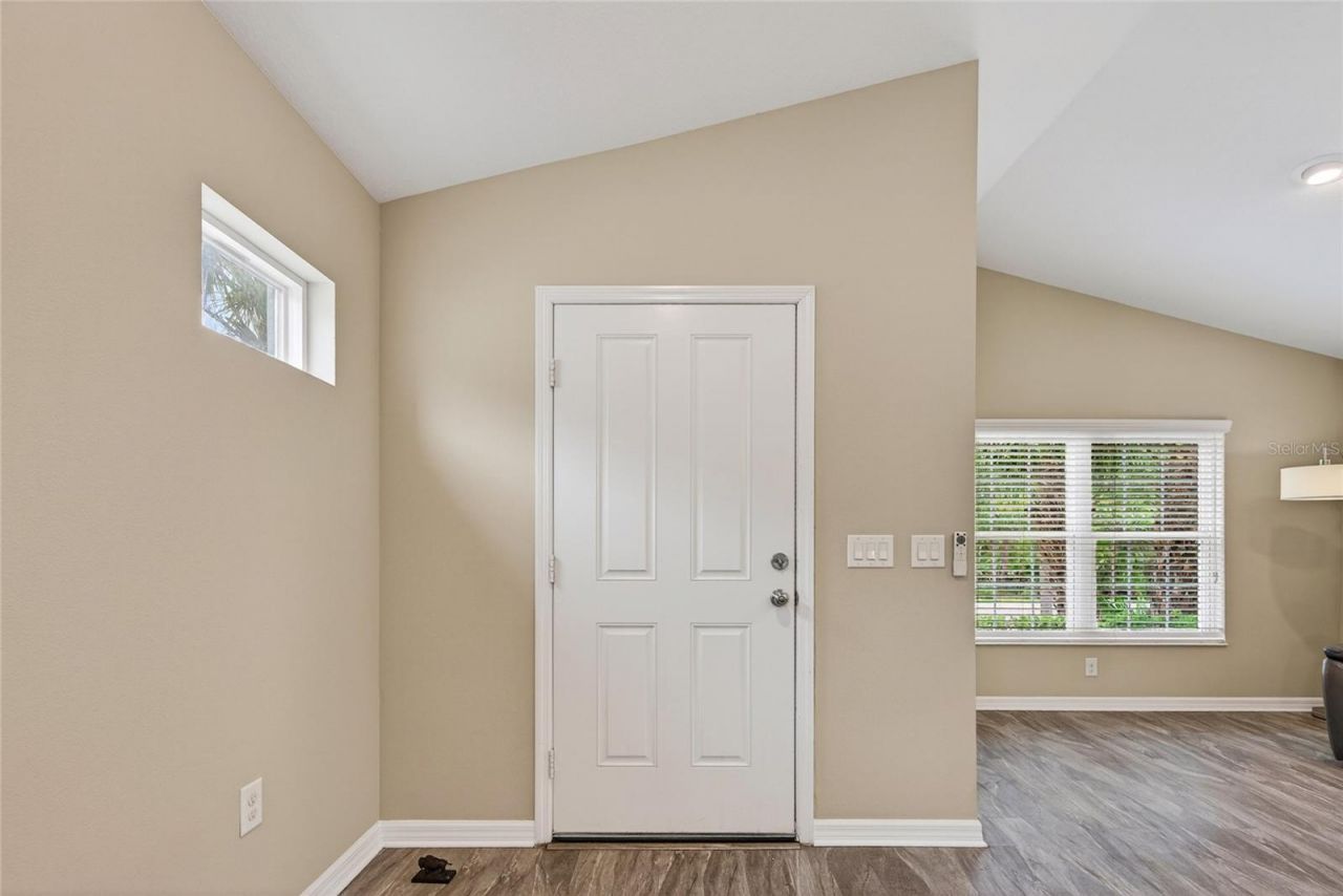 12666 Shimmering Oak Circle, Venice, FL 34293 Photo