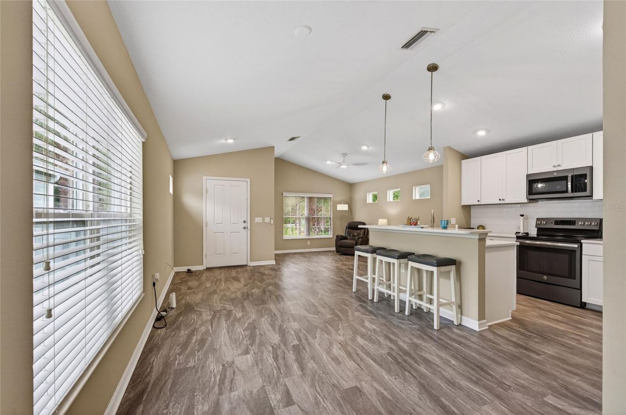 12666 Shimmering Oak Circle, Venice, FL 34293 Photo