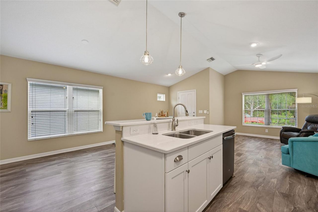12666 Shimmering Oak Circle, Venice, FL 34293 Photo