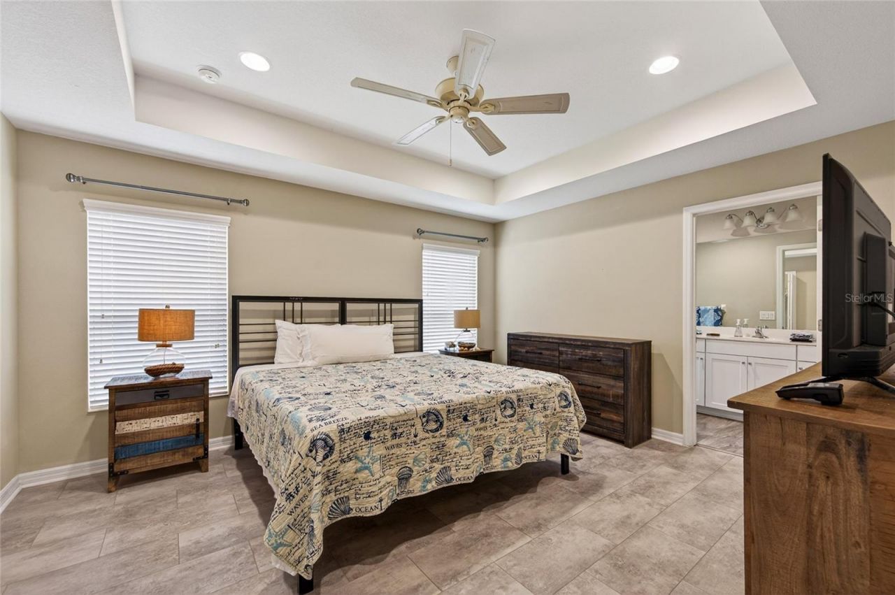 12666 Shimmering Oak Circle, Venice, FL 34293 Photo