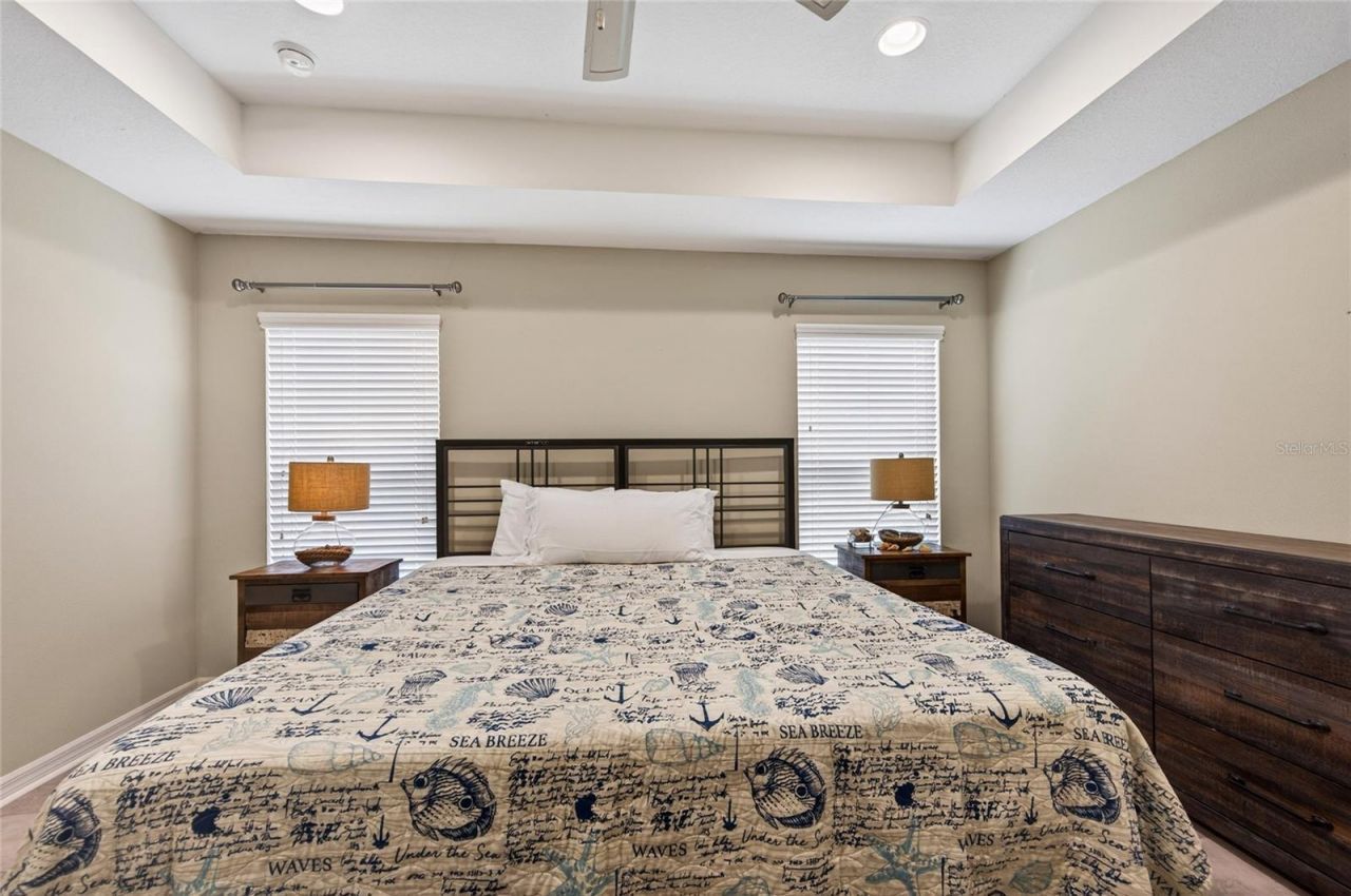 12666 Shimmering Oak Circle, Venice, FL 34293 Photo