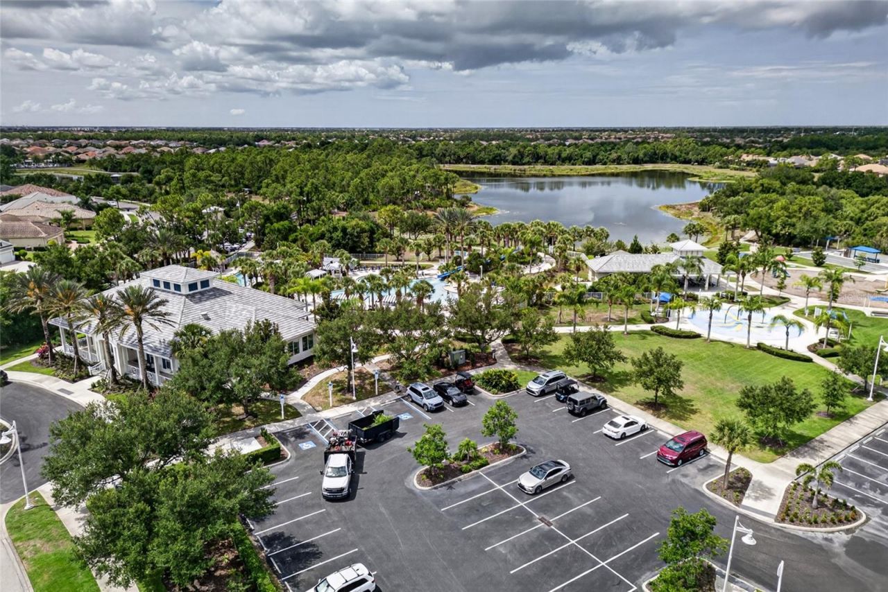 12666 Shimmering Oak Circle, Venice, FL 34293 Photo