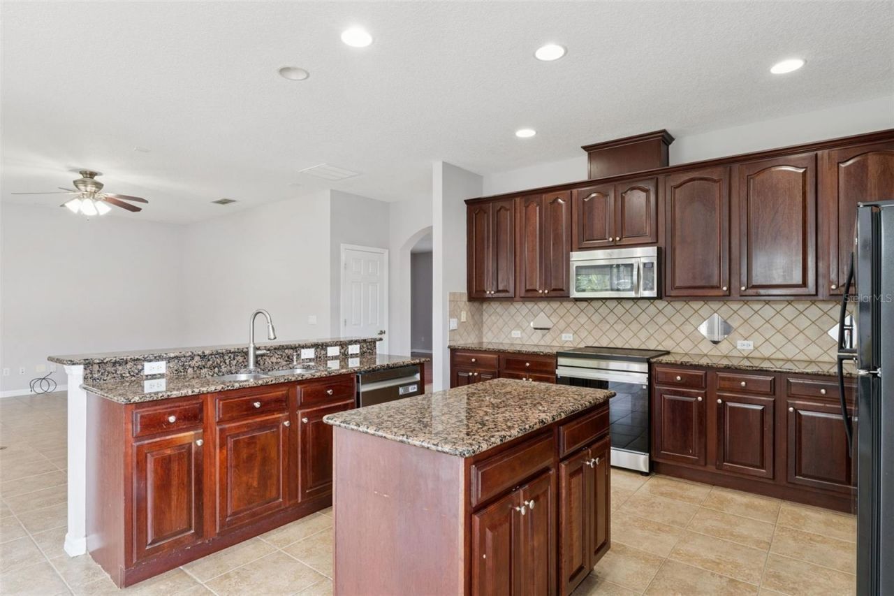 725 Legacy Park Drive, Casselberry, FL 32707 Photo