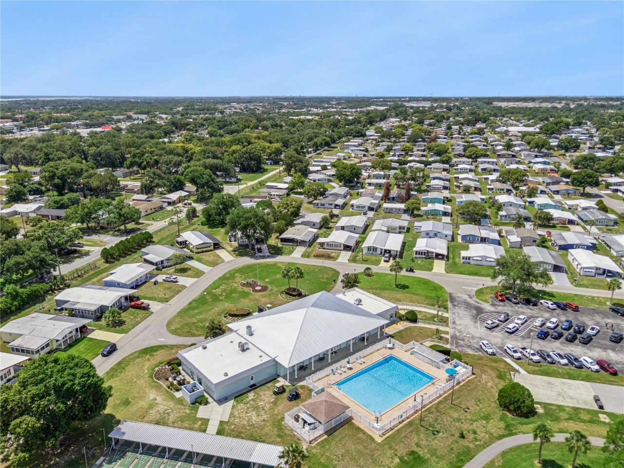 5035 Lodgewood Drive , Lakeland, FL 33810 Photo