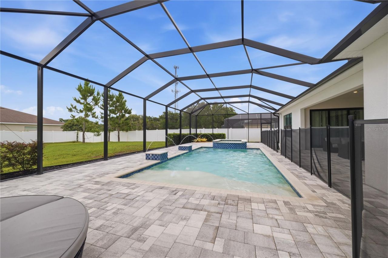 2340 White Dogwood Loop, Lutz, FL 33549 Photo