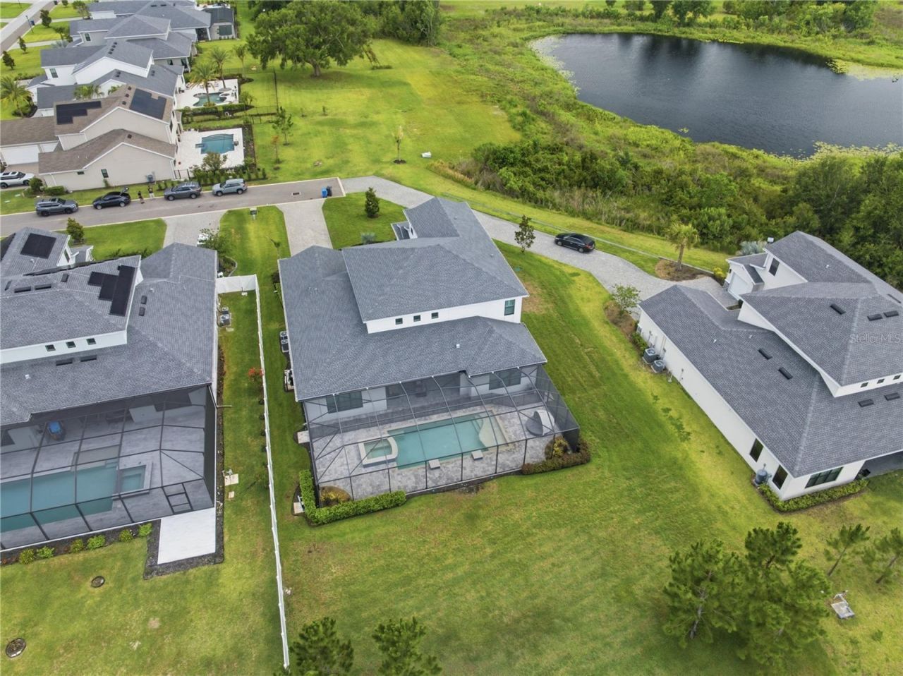2340 White Dogwood Loop, Lutz, FL 33549 Photo