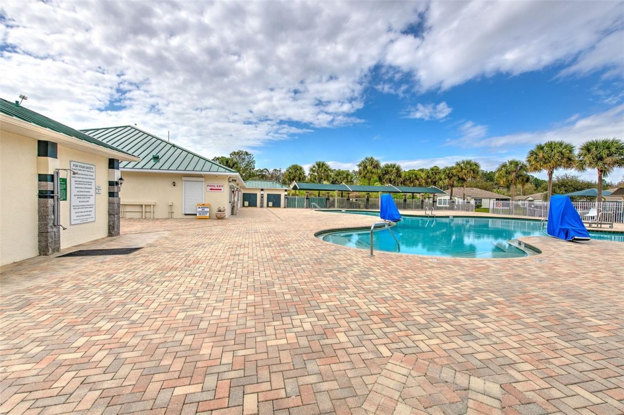 30914 Burleigh Drive , Wesley Chapel, FL 33543 Photo