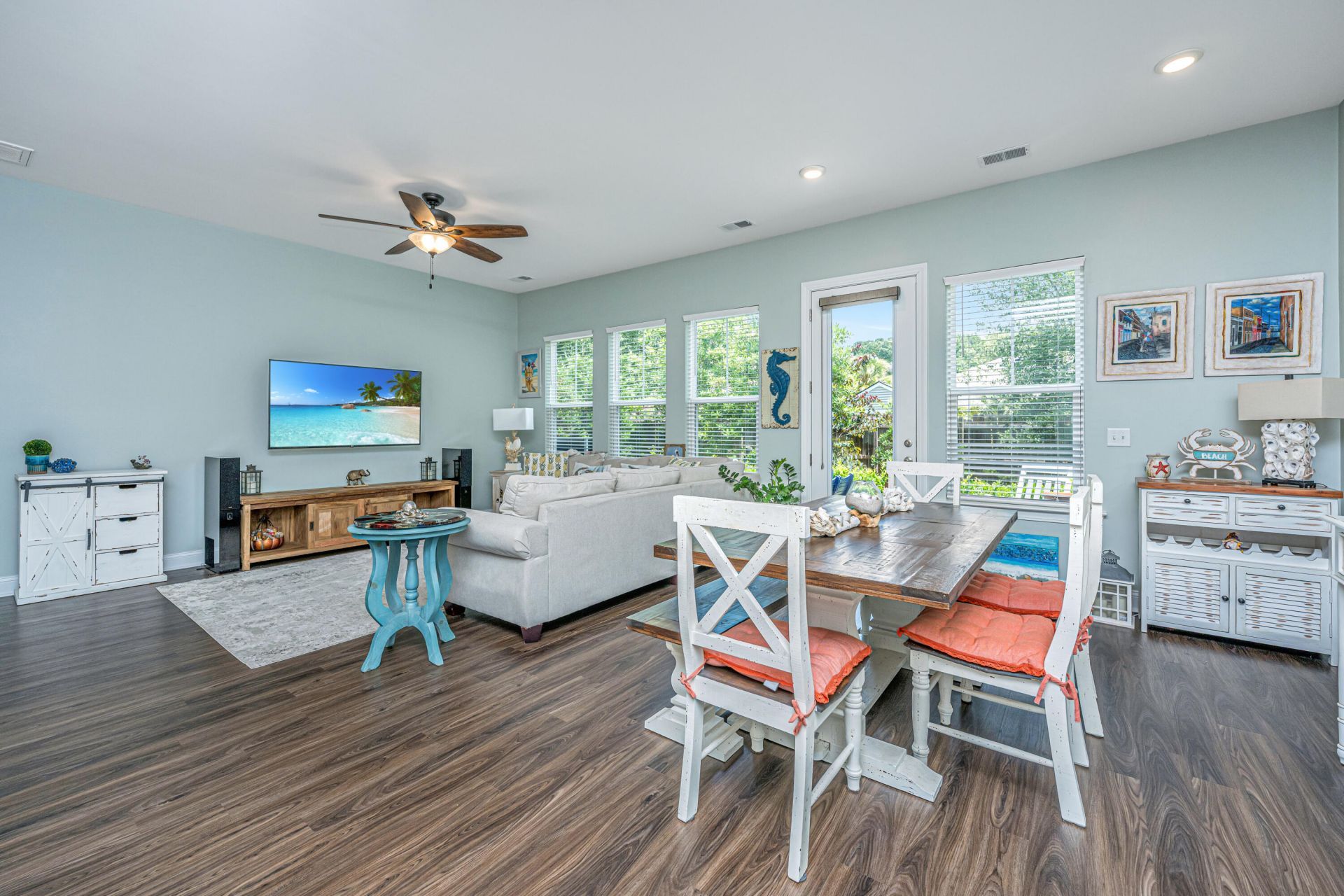 3044 Emma Lane Photo 11