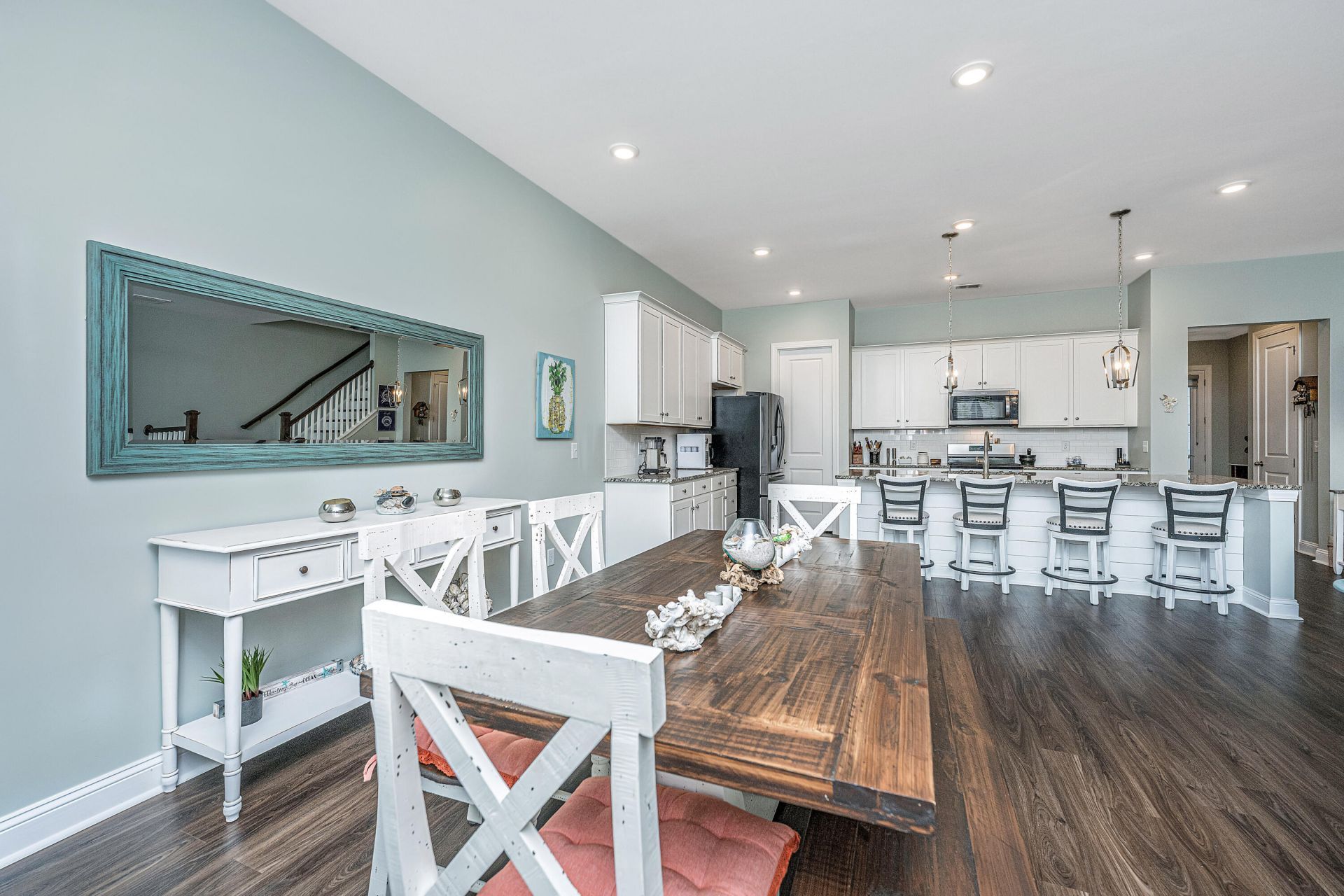 3044 Emma Lane Photo 13
