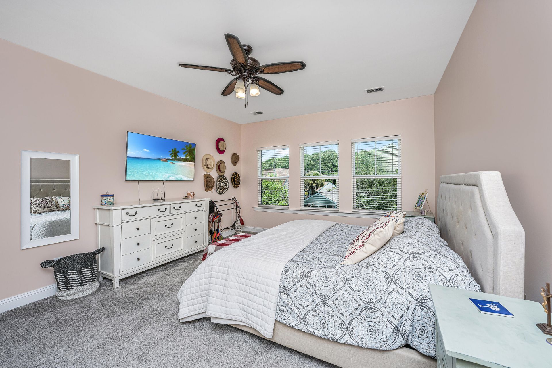 3044 Emma Lane Photo 16