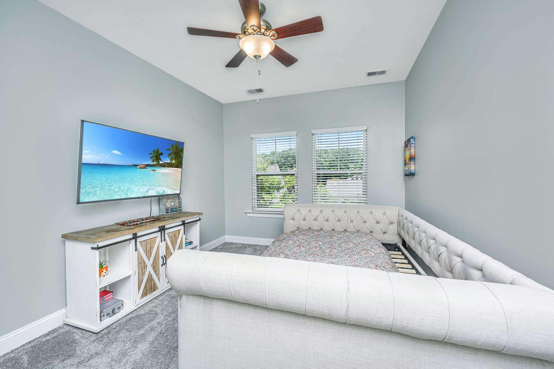 3044 Emma Lane Photo 22