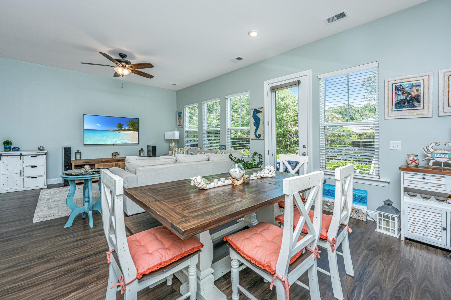 3044 Emma Lane Photo 9