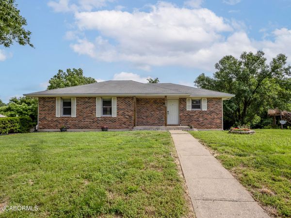 2508 LEXINGTON DRIVE, Jefferson City, MO 65109