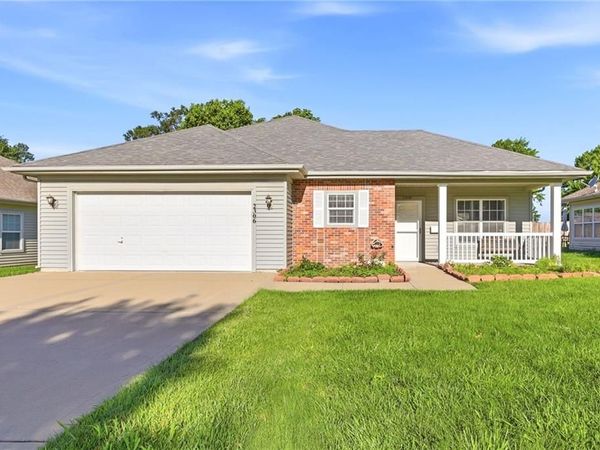 2306 N 114th Terrace, Kansas City, KS 66109