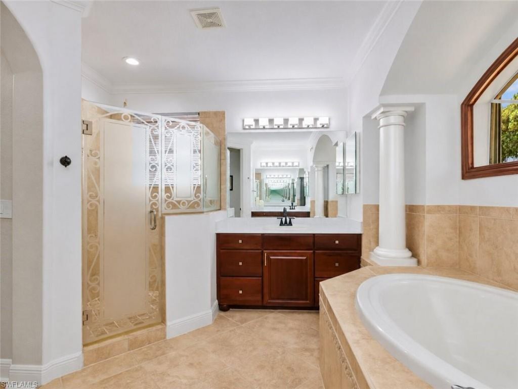 8620 El Mirasol Ct , Estero, FL 33967 Photo