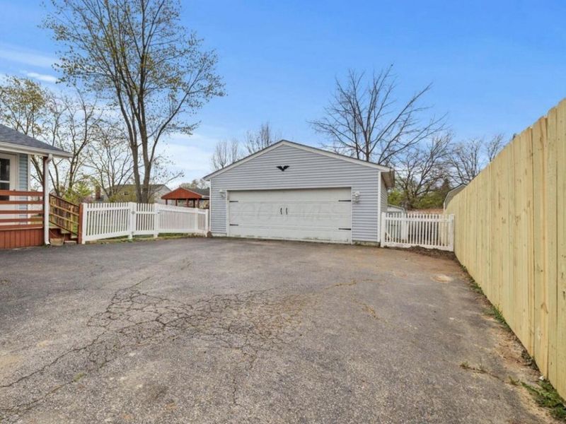 2645 Blue Rock Boulevard , Grove City, OH 43123 Photo 26