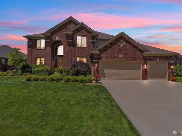 55477 Snead Drive, Macomb Twp, MI 48042