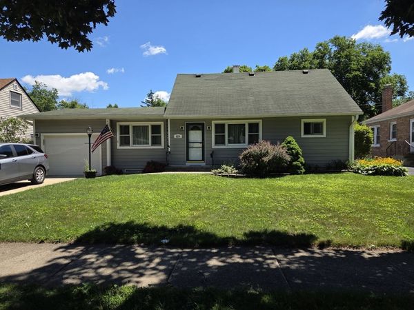 829 S Grace Street , Lombard, IL 60148