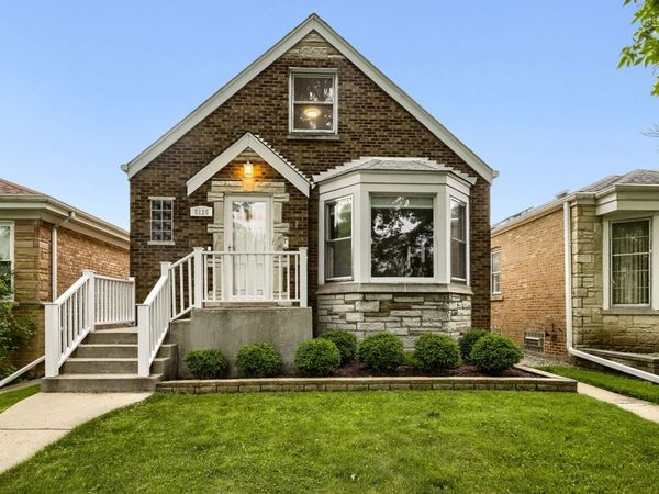 5125 N Sayre Avenue , Chicago, IL 60656
