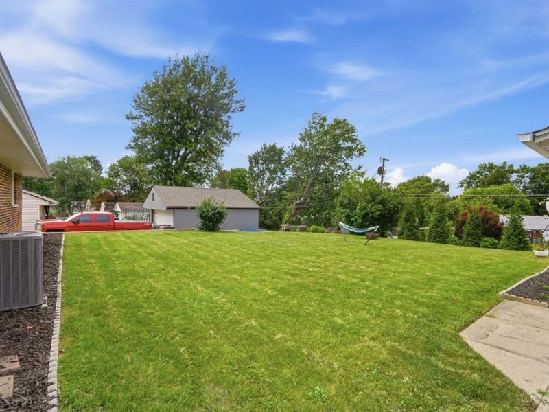 2937 E Cunnington Lane, Kettering, OH 45420 Photo 29